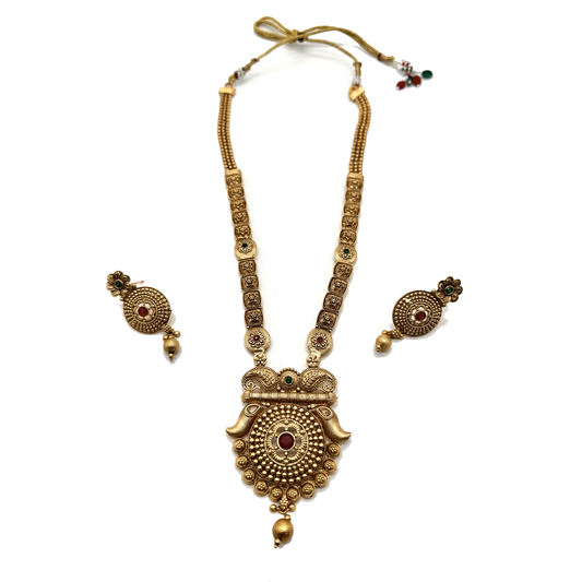 Vergulde ketting en oorbellenset
